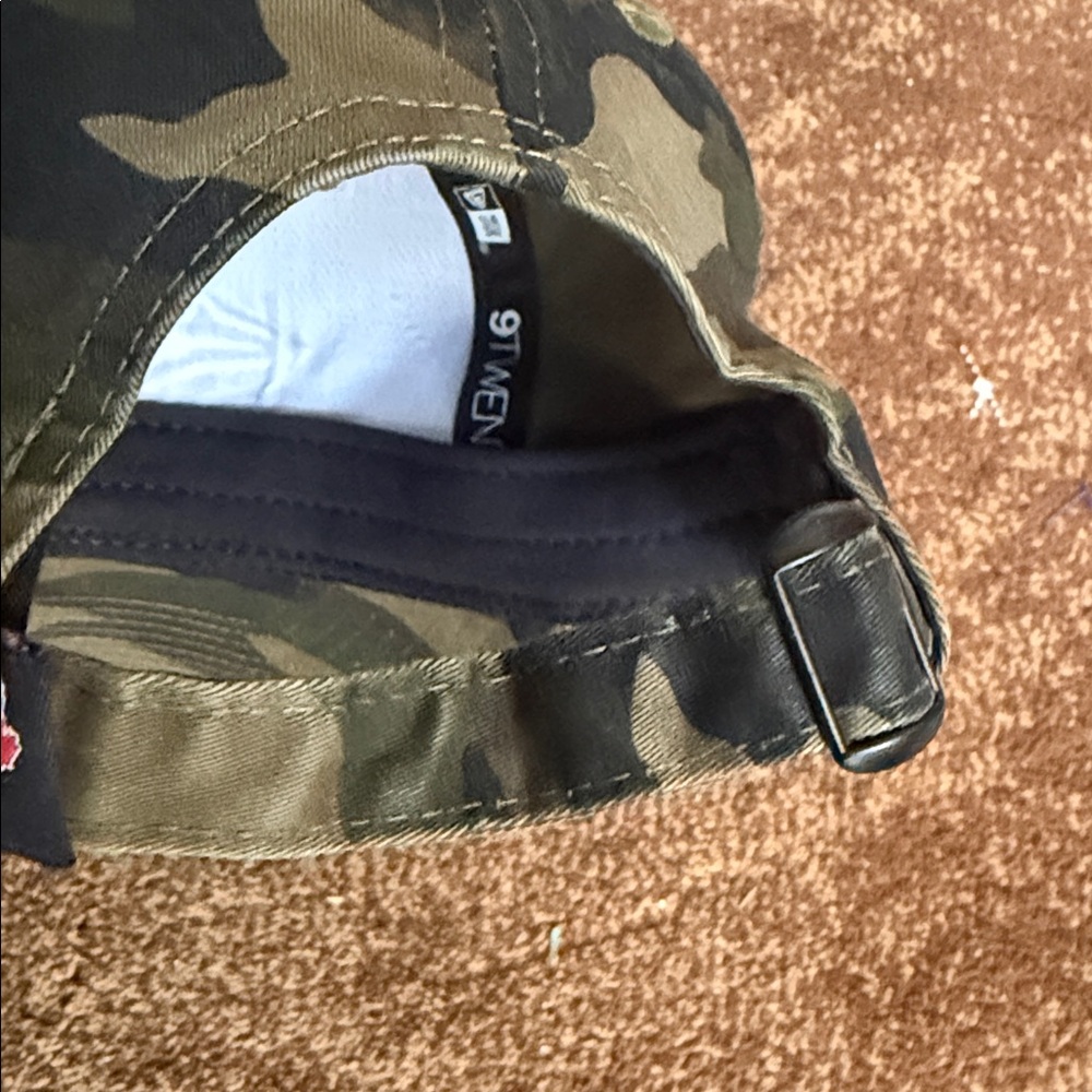 New Era Toronto Blue Jays Camouflage Hat adjustable - Picture 3 of 6